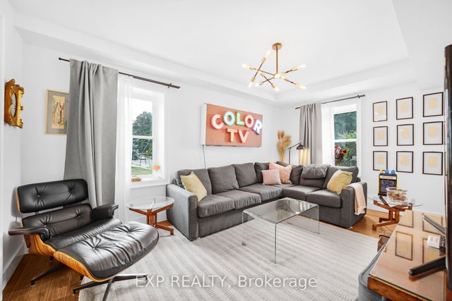 20 Elgin Street S, Halton Hills