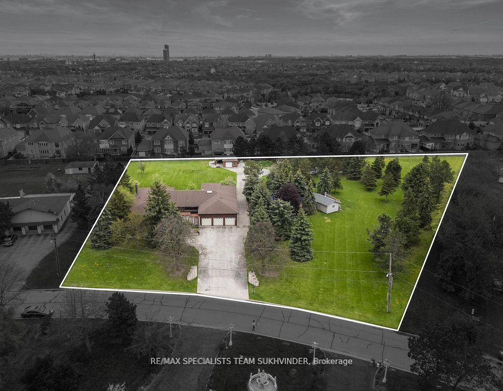 3 Princess Andrea Court, Brampton