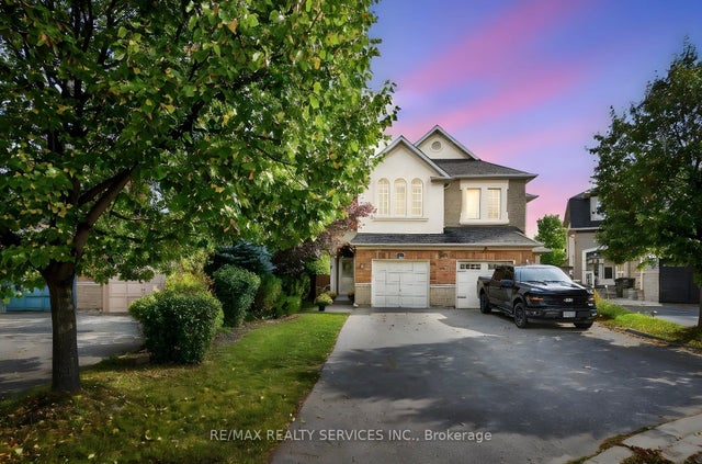 12 Hesketh Court, Caledon