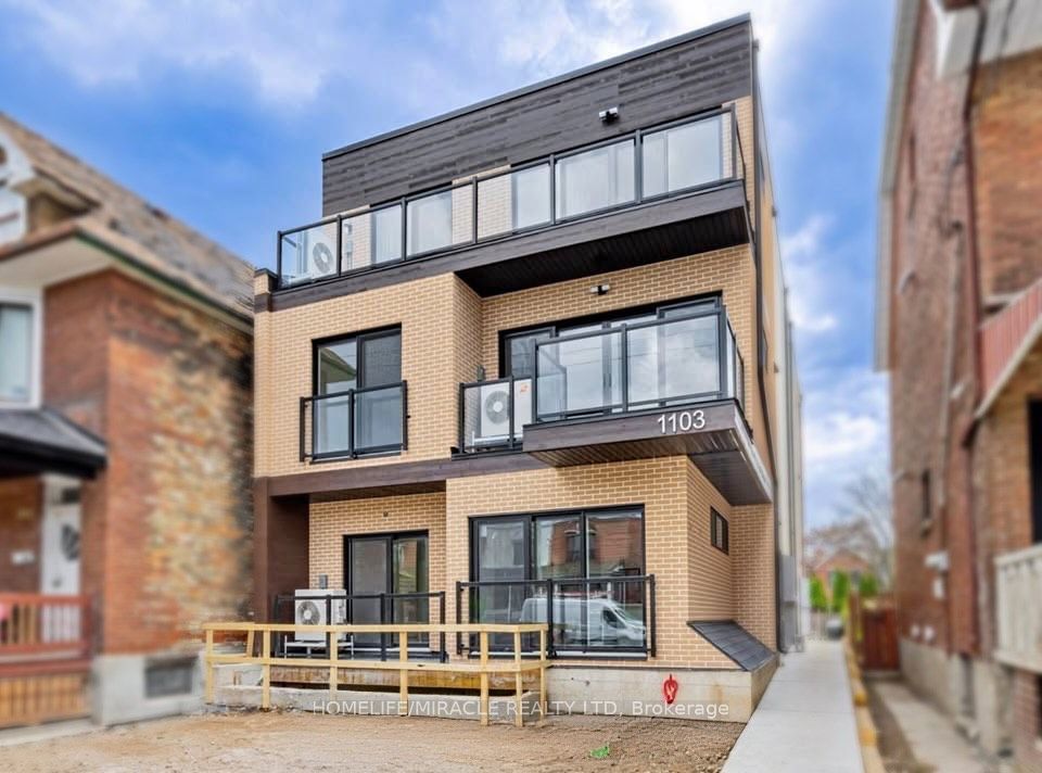 1103 Dufferin Street 1, Toronto W02