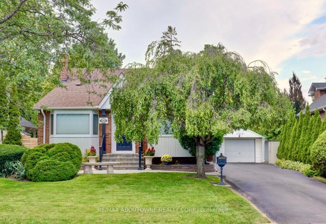 1493 Briarwood Crescent, Oakville