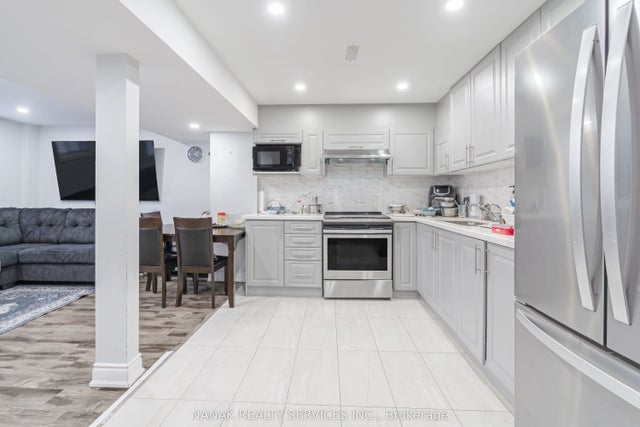 17 Henry Moody Drive Bsmt, Brampton