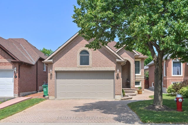 59 Springview Drive, Brampton