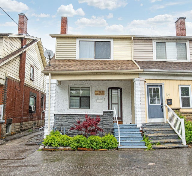 2383 Weston Road, Toronto W04
