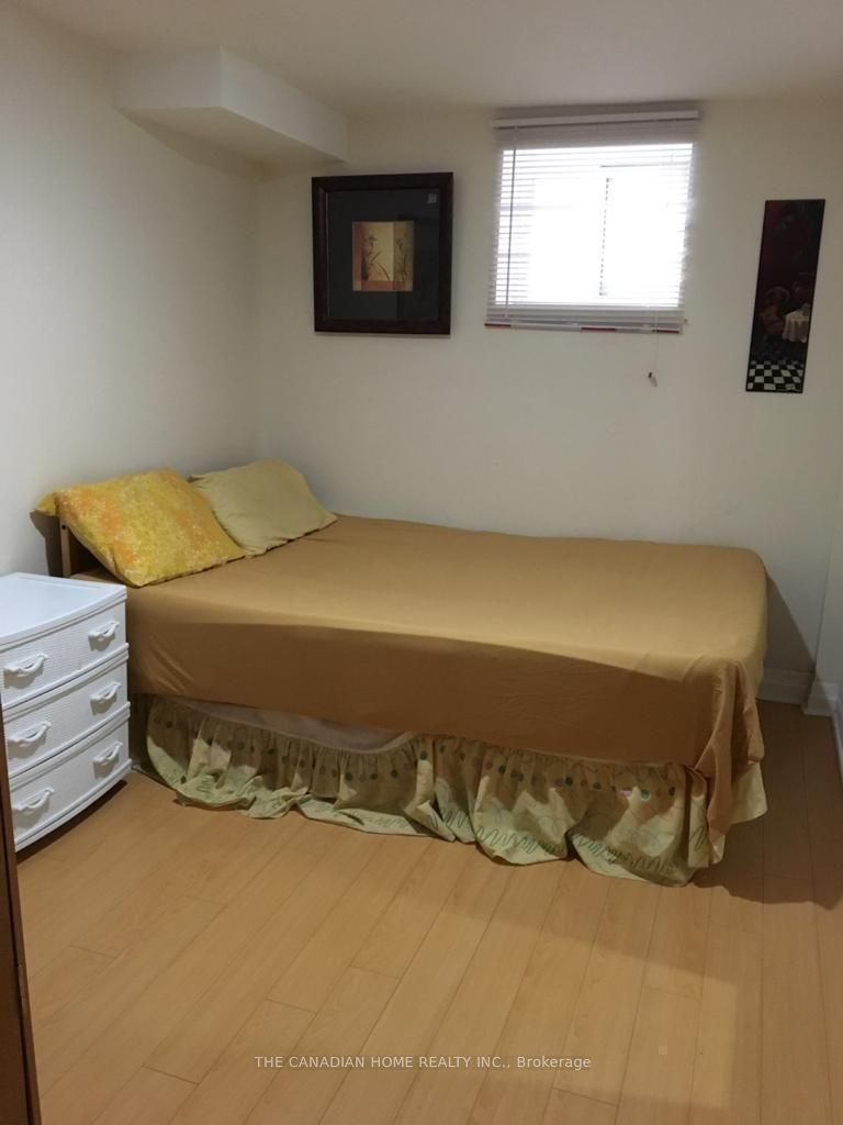 5363 Longhouse Crescent Basement, Mississauga