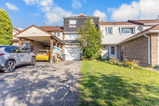 10 Fanshawe Drive, Brampton