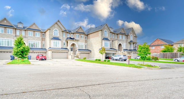 487 Briggs Court, Mississauga