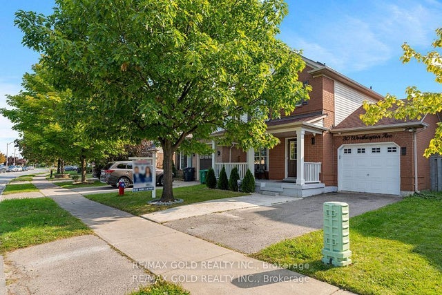 30 Worthington Avenue, Brampton