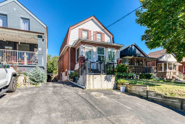 483 Caledonia Road, Toronto W03