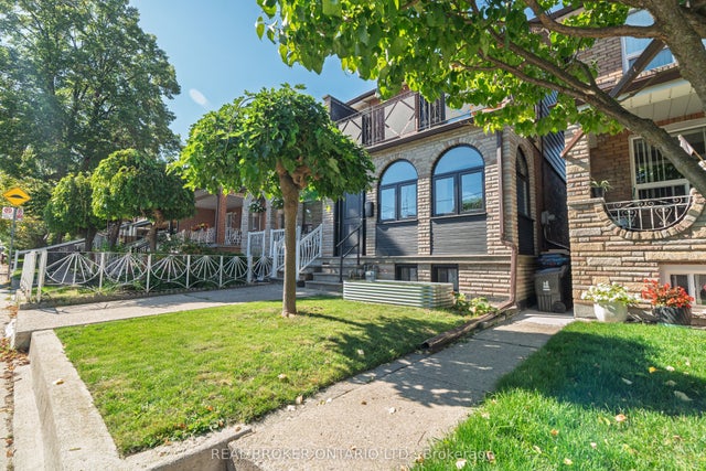 204 Earlscourt Avenue W, Toronto W03