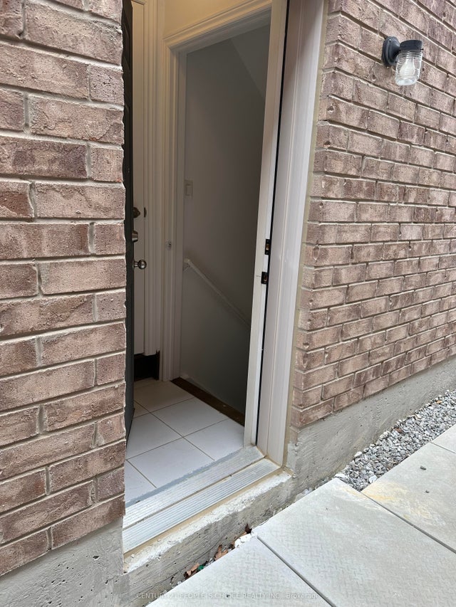 206 Fruitvale Circle Bsmt, Brampton