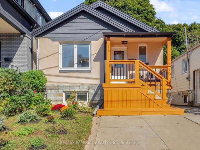 598 Ridelle Avenue, Toronto W04