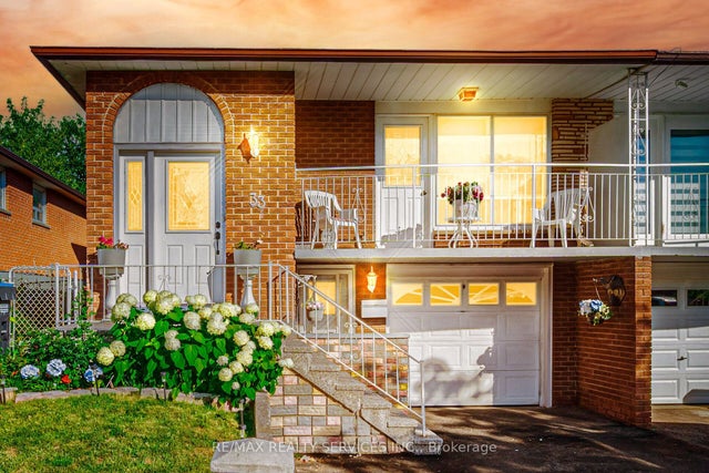 33 Tolton Drive, Brampton