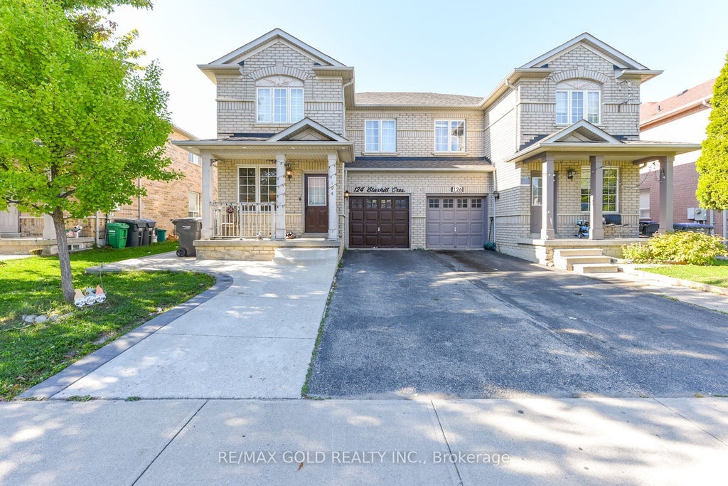 124 Starhill Crescent, Brampton
