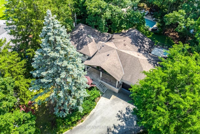 1063 Greenoaks Drive, Mississauga