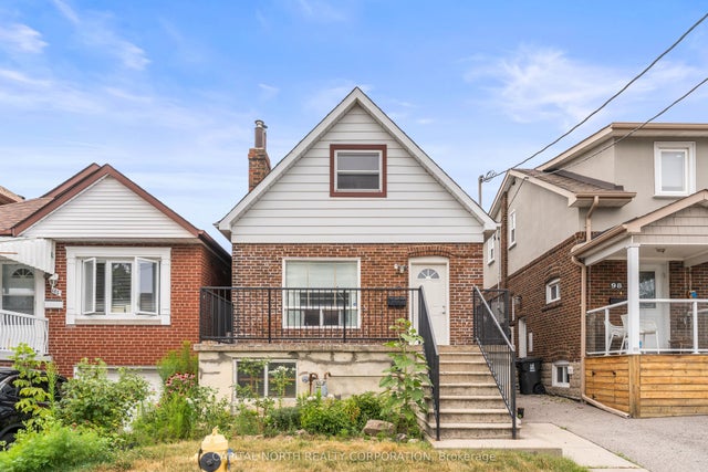 100 Livingstone Avenue, Toronto W04