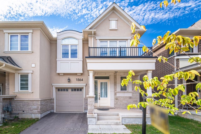 1564 Moira Crescent, Milton
