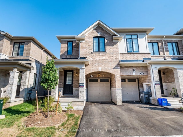 1416 Oakmont Common E, Burlington