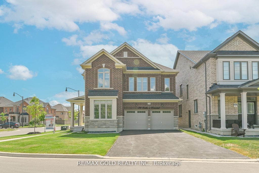 59 Cobriza Crescent, Brampton