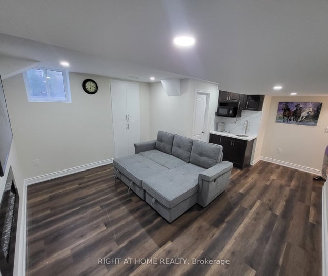 5457 Meadowcrest Avenue Bsmnt #2, Mississauga