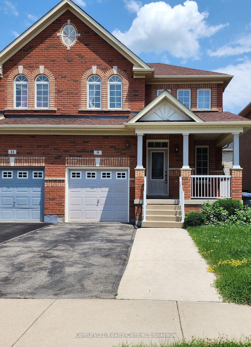 9 Fawson Cove Way, Brampton