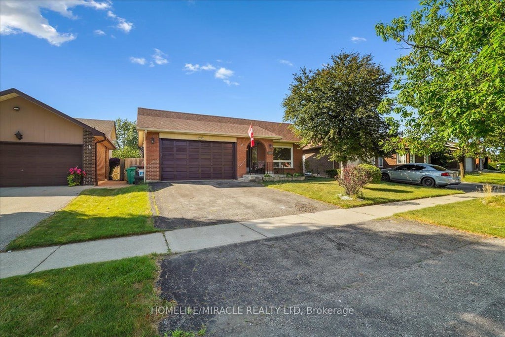 110 Blackthorn Lane, Brampton