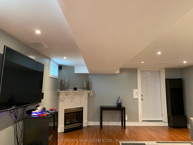 7122 Para Place, Mississauga