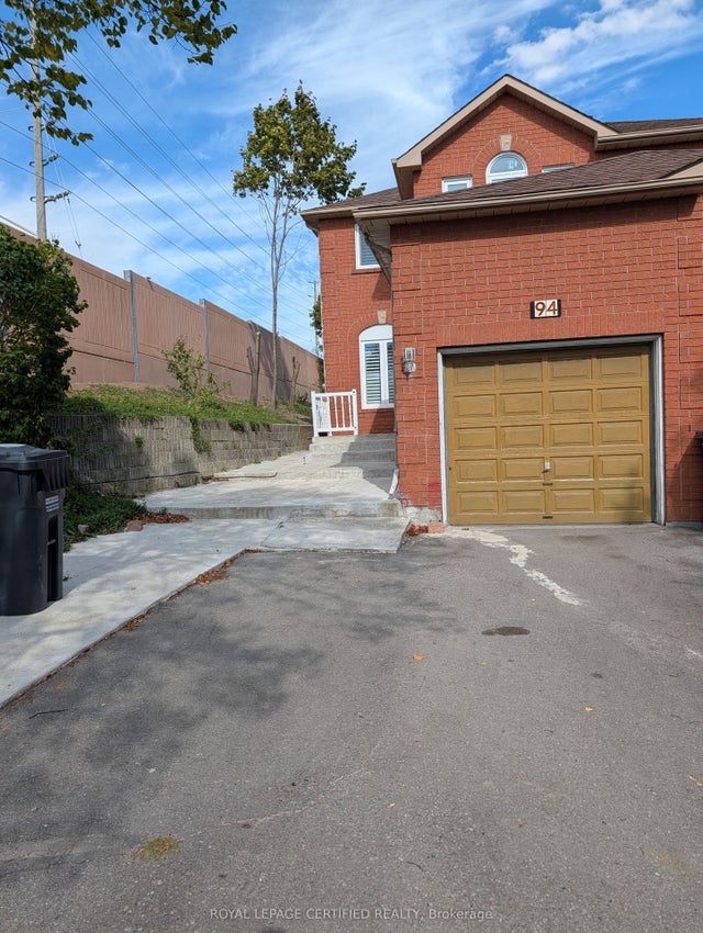 94 Millstone Drive, Brampton