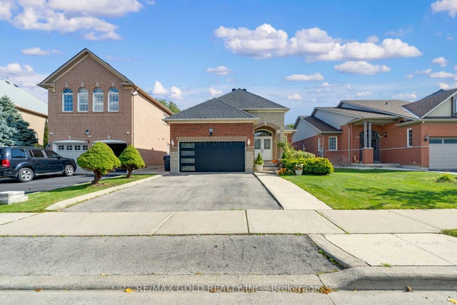 46 Cobblestone Court, Brampton