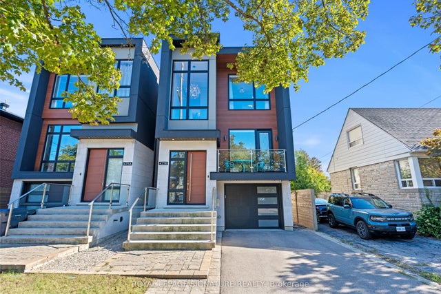 425b Valermo Drive, Toronto W06