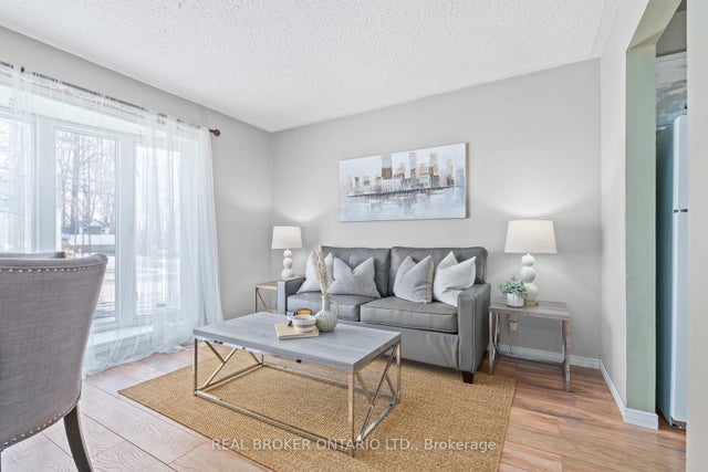 19 Dayfoot Drive, Halton Hills