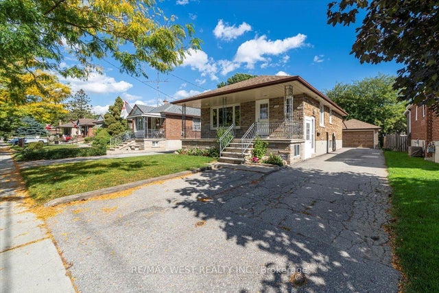 233 Gamma Street, Toronto W06