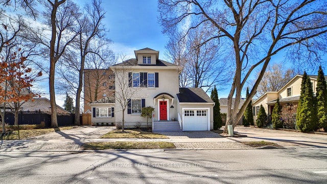 128 Chisholm Street, Oakville