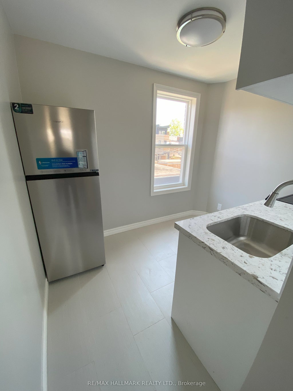 479 Margueretta Street Upper, Toronto W02