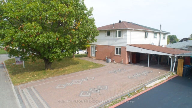 82 Davenport Crescent, Brampton