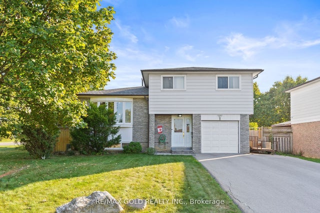 1 Greenbriar Road, Brampton