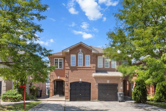 44 Roadmaster Lane, Brampton