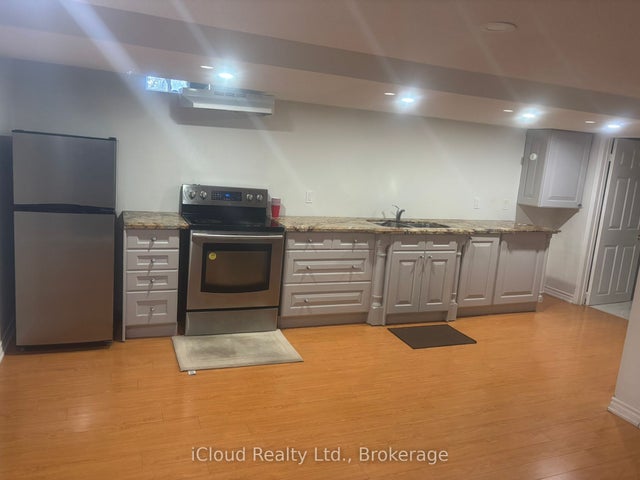 1185 Prestonwood Crescent, Mississauga