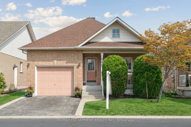 245 Centennial Forest Drive, Milton