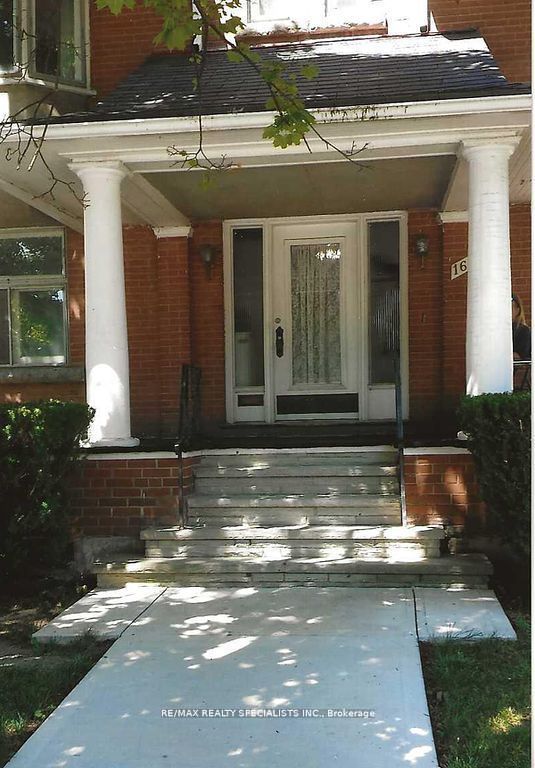 16 Wellington Street E, Brampton