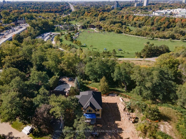 1429 Dundas Crescent, Mississauga