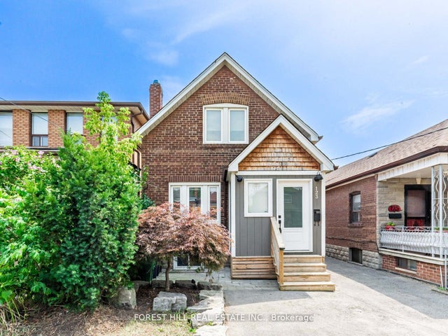 123 Bowie Avenue, Toronto W04