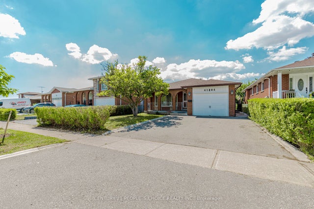 4104 Brandon Gate, Mississauga