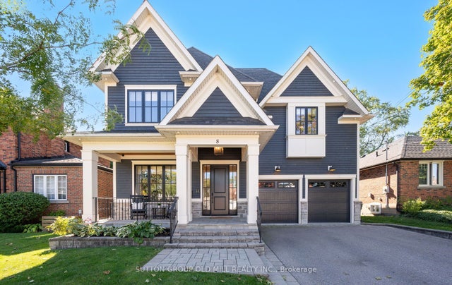 8 Cumberland Drive, Mississauga