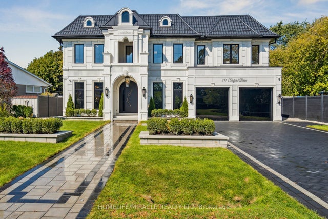 517 Stafford Drive, Oakville