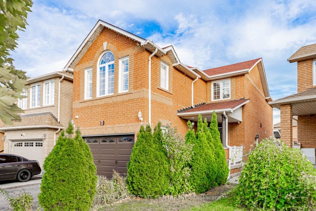 8 Mannel Crescent, Brampton