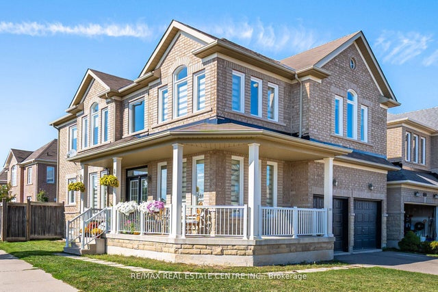 351 Greenless Circle Lower, Milton