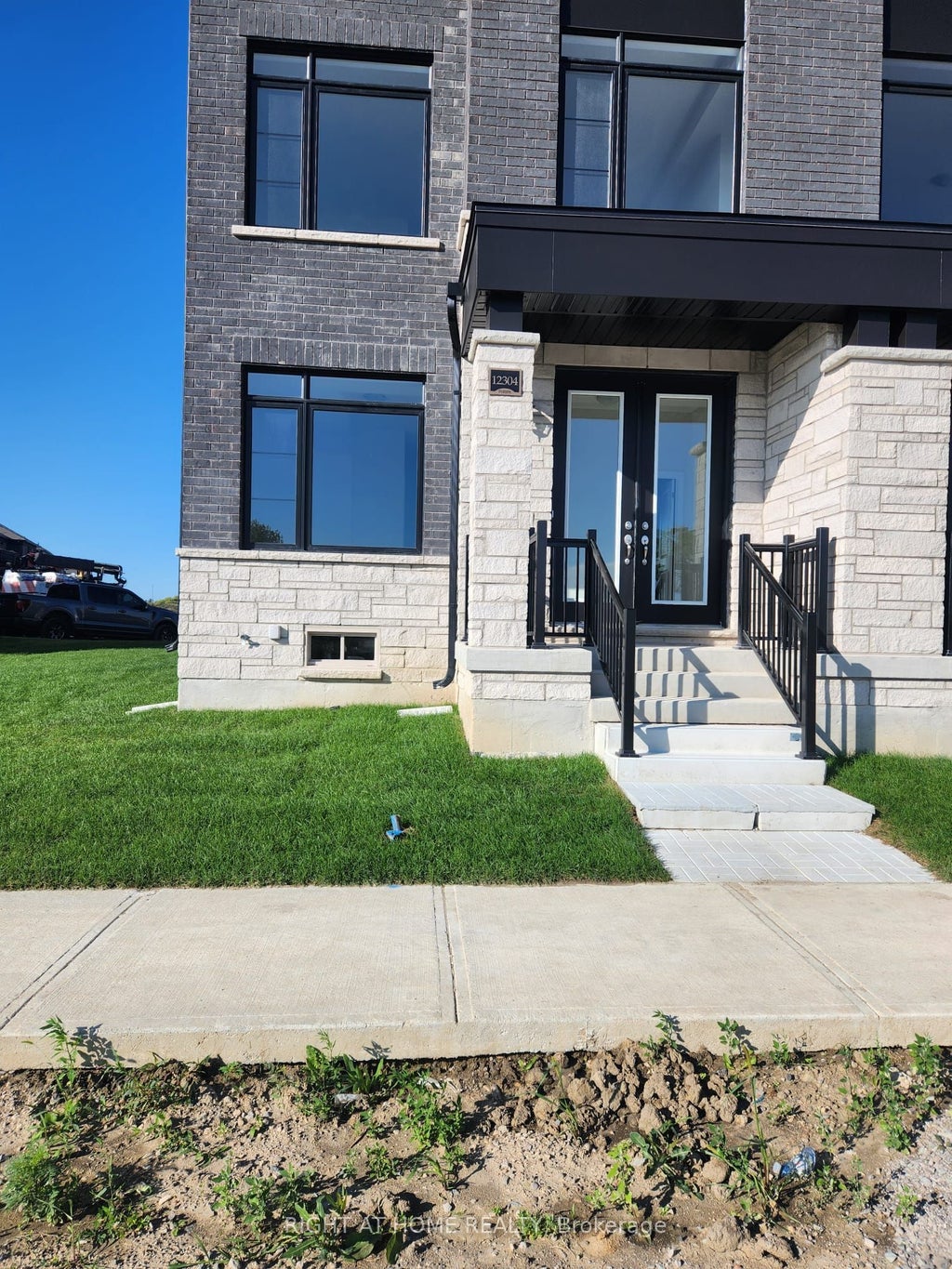 12304 Mclaughliin Road, Caledon