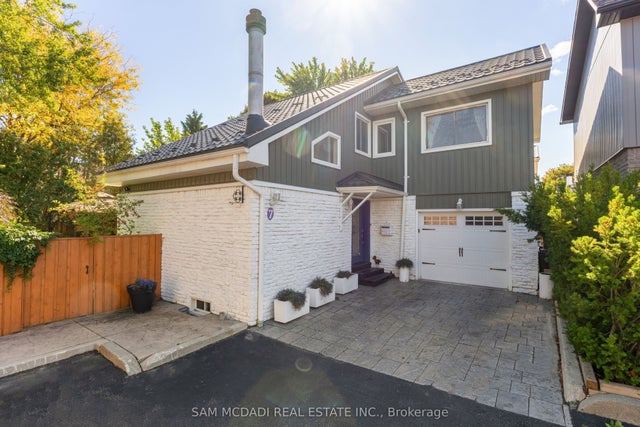 7 Pierpont Place, Mississauga