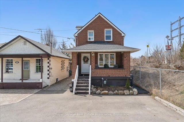 1106 Haig Boulevard, Mississauga